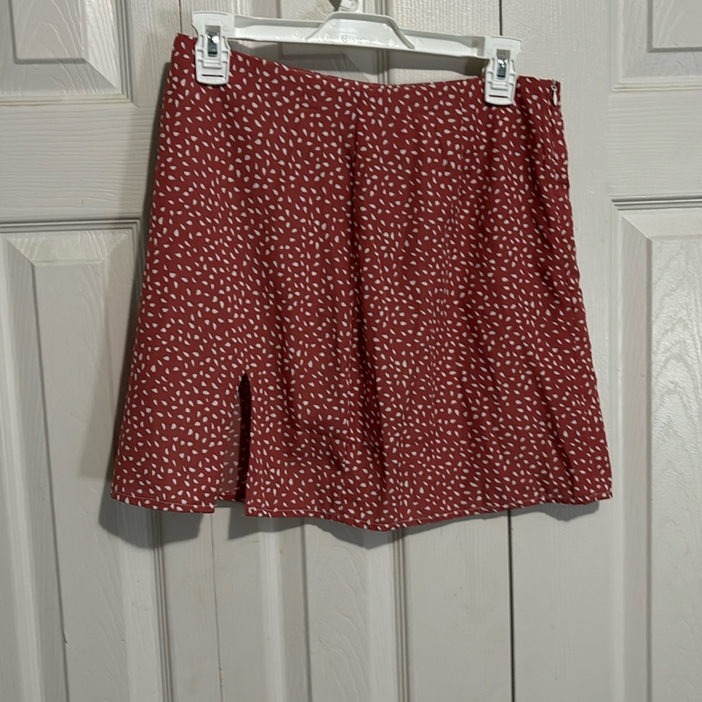 PATTERNED SKIRT